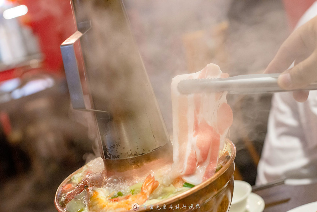網站近期文章：四平小館｜在網路上有超過1500則評價的20年台北老字號酸菜白肉火鍋