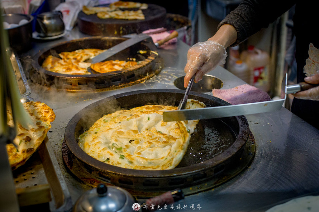 豐原清水排骨酥麵,廣州街夜市美食,豐原清水排骨酥麵萬華店菜單,豐原清水排骨酥麵萬華店營業時間,台北豐原清水排骨酥麵,排骨酥麵,龍山寺美食,豐原清水排骨酥麵萬華店 @布雷克的出走旅行視界