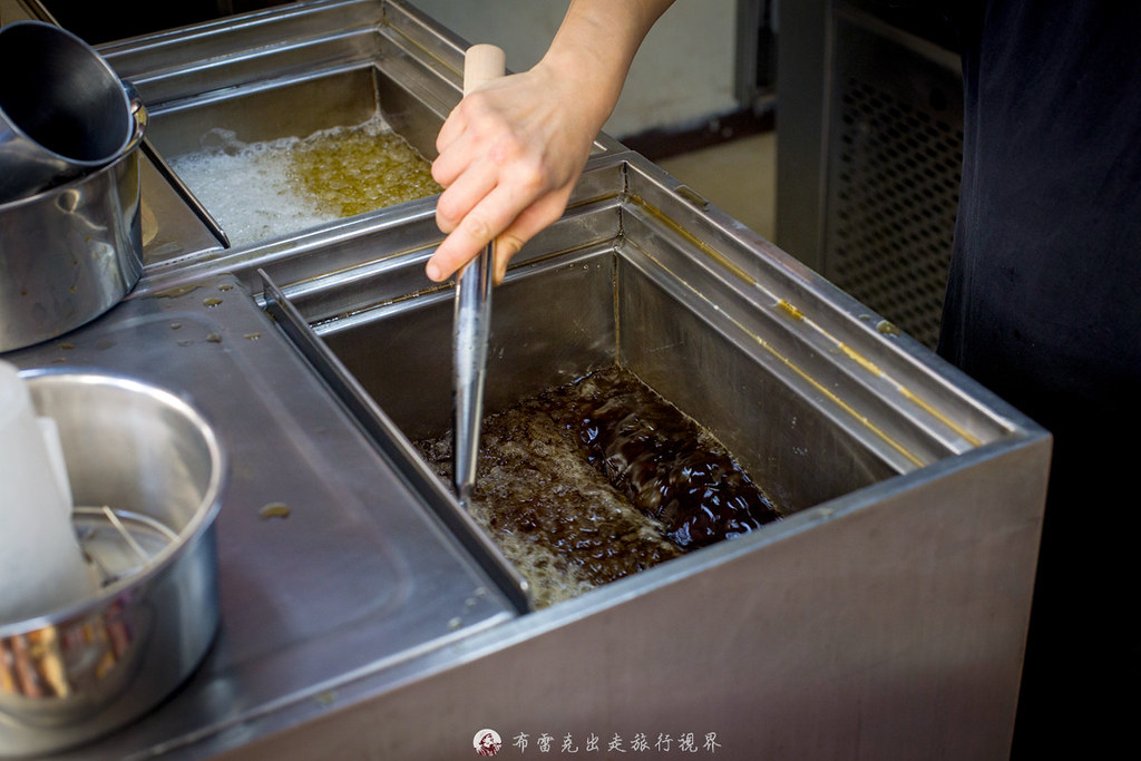 日式沾麵,重口味沾麵,台北美食,中山捷運站,台北車站,カラシビ味噌沾麵鬼金棒 @布雷克的出走旅行視界