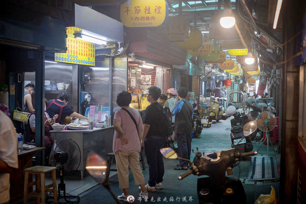 祥富水產沙茶火鍋超市,台北平價火鍋,排隊美食,沙茶火鍋,火鍋超市,新光三越南西店,中山火鍋 @布雷克的出走旅行視界